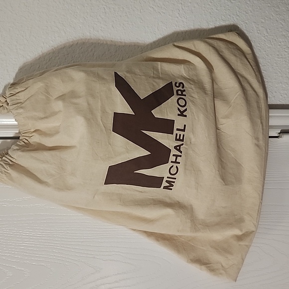 Michael Kors Bag - Picture 13 of 13